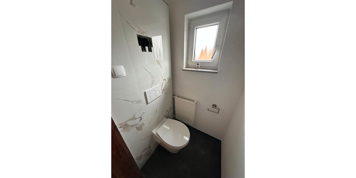 Dachgeschoßwohnung Marpingen - 3 Zimmer, 90 m&sup2;, 700&euro; | Angebot:26021107
