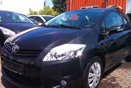 Toyota Auris 215.000 km 2.990 &euro; Saarlouis 66740