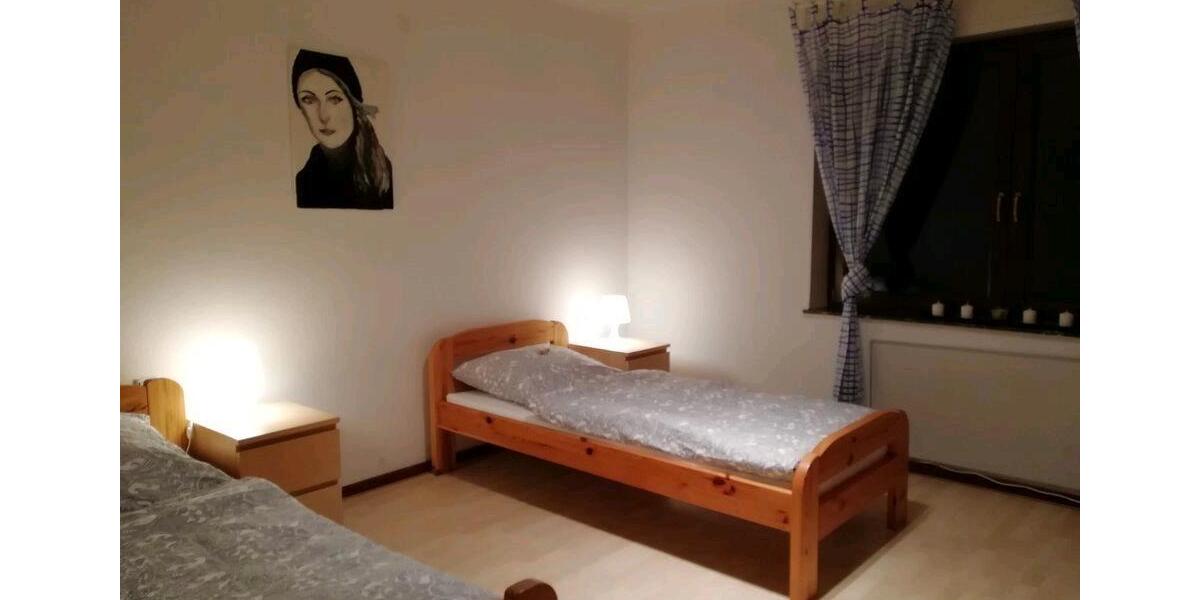 Mehrfamilienhaus, Wohnhaus Überherrn - 6 Zimmer, 166 m&sup2;, 355.000&euro; | Angebot:26688475