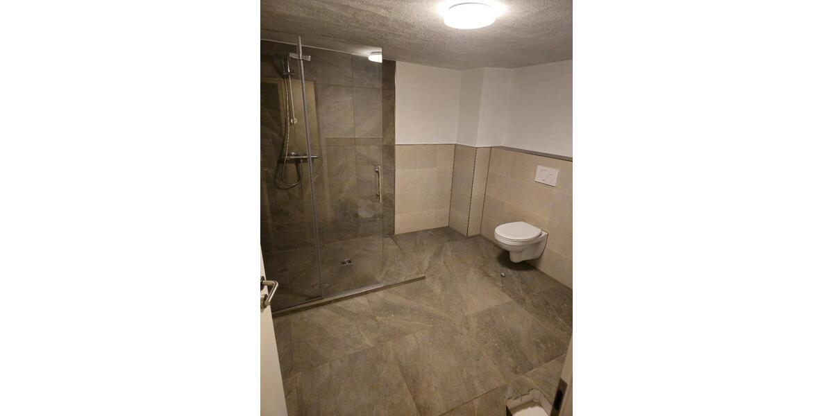 Einfamilienhaus Lebach - 7 Zimmer, 218 m&sup2;, 175.000&euro; | Angebot:26721236