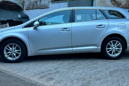Toyota Avensis 178.000 km 6.500 &euro; Saarbrücken 66117