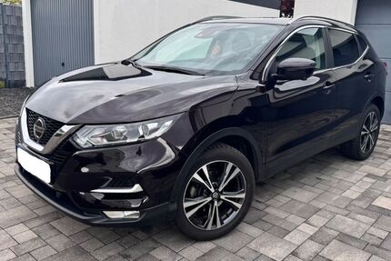 Nissan Qashqai 30.040 km 16.700 &euro; Schwalbach 66773
