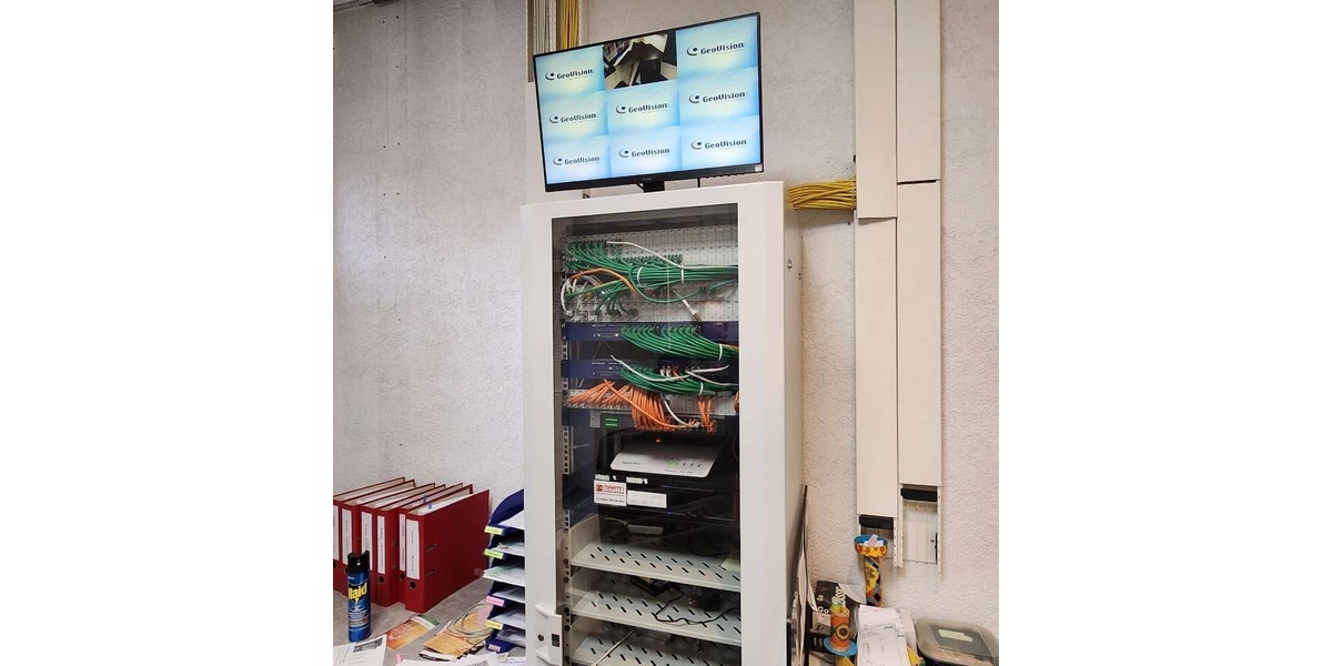 Interessante Gewerbeeinheit mit 3 Lädengeschäften in der Homburger Innenstadt (teilvermietet) - Gewerbeobjekt Homburg | Angebot:27178769