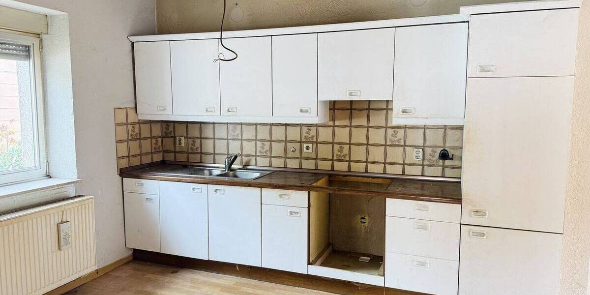 Reihenendhaus Dillingen / Diefflen Diefflen - 8 Zimmer, 100 m&sup2;, 99.000&euro; | Angebot:26289726