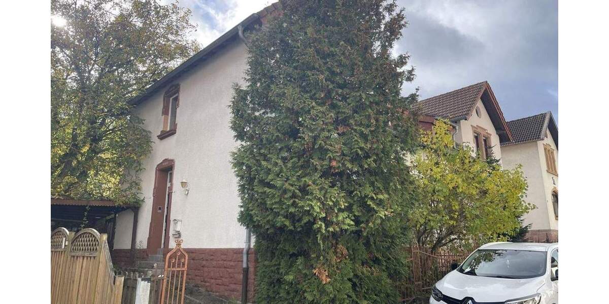 Doppelhaushälfte Neunkirchen Innenstadt - 5 Zimmer, 110 m&sup2;, 119.000&euro; | Angebot:25729710