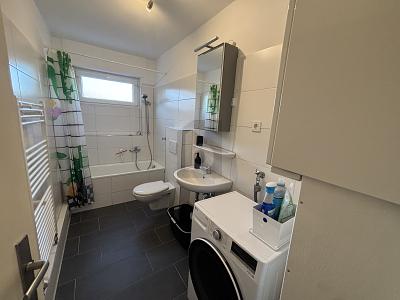 RENOVIERT, NEUE KÜCHE, AIR BNB, RENDITE, TOP LAGE - Etagenwohnung Saarbrücken Neue Bremm | Angebot:26592380