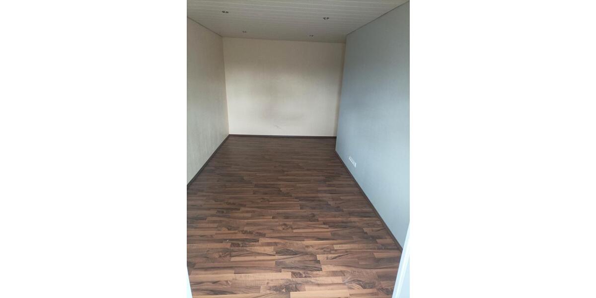 Reihenhaus Saarlouis - 5 Zimmer, 170 m&sup2;, 1.300&euro; | Angebot:26612380