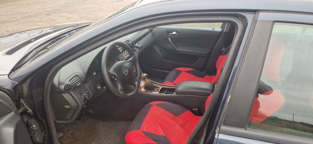 Mercedes-Benz C 180 202.606 km 1.500 &euro; Saarbrücken 66111