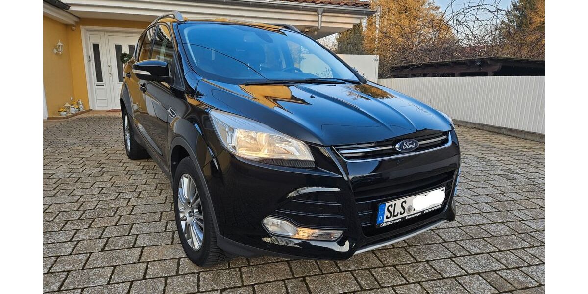 Ford Kuga 186.000 km 9.999 &euro; Schwalbach 66773