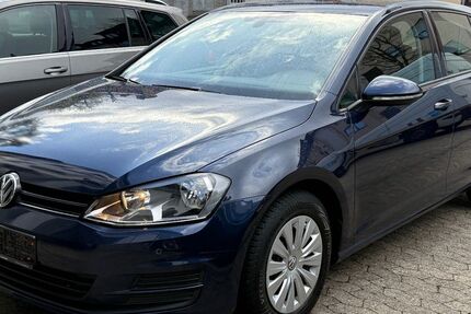 VW Golf 24.200 km 11.900 &euro; Saarbrücken - Burbach 66115
