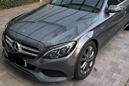 Mercedes-Benz C 250 221.000 km 18.400 &euro; Saarbrücken 66129