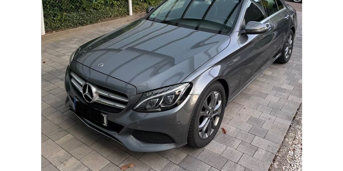 Mercedes-Benz C 250 221.000 km 18.400 &euro; Saarbrücken 66129