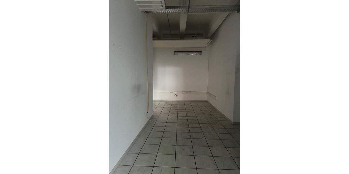 Gewerbeobjekt Saarlouis Roden - 900&euro; | Angebot:25663143