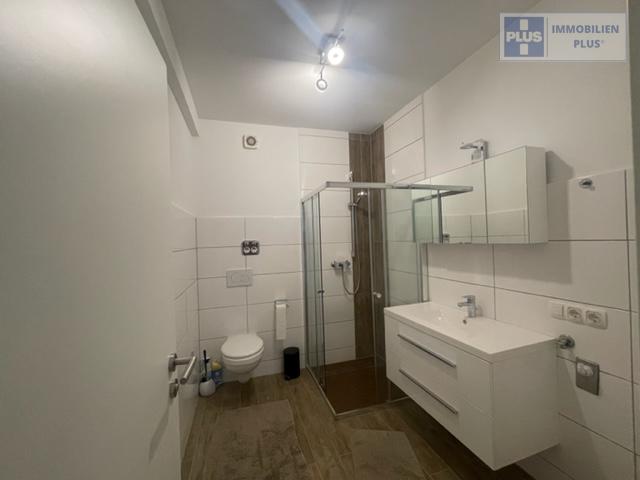 Etagenwohnung Homburg - 2 Zimmer, 60 m&sup2;, 690&euro; | Angebot:25891967