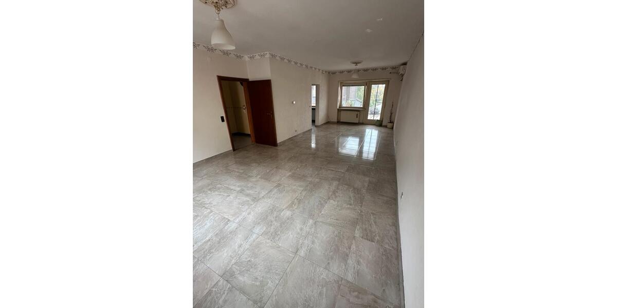 Reihenhaus Völklingen - 6 Zimmer, 150 m&sup2;, 249.000&euro; | Angebot:25390859