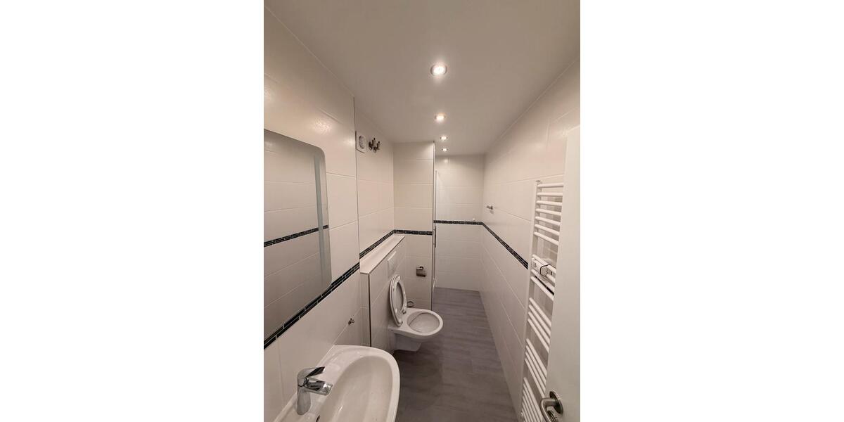 Etagenwohnung Saarbrücken Neue Bremm - 2.5 Zimmer, 85 m&sup2;, 850&euro; | Angebot:27640226