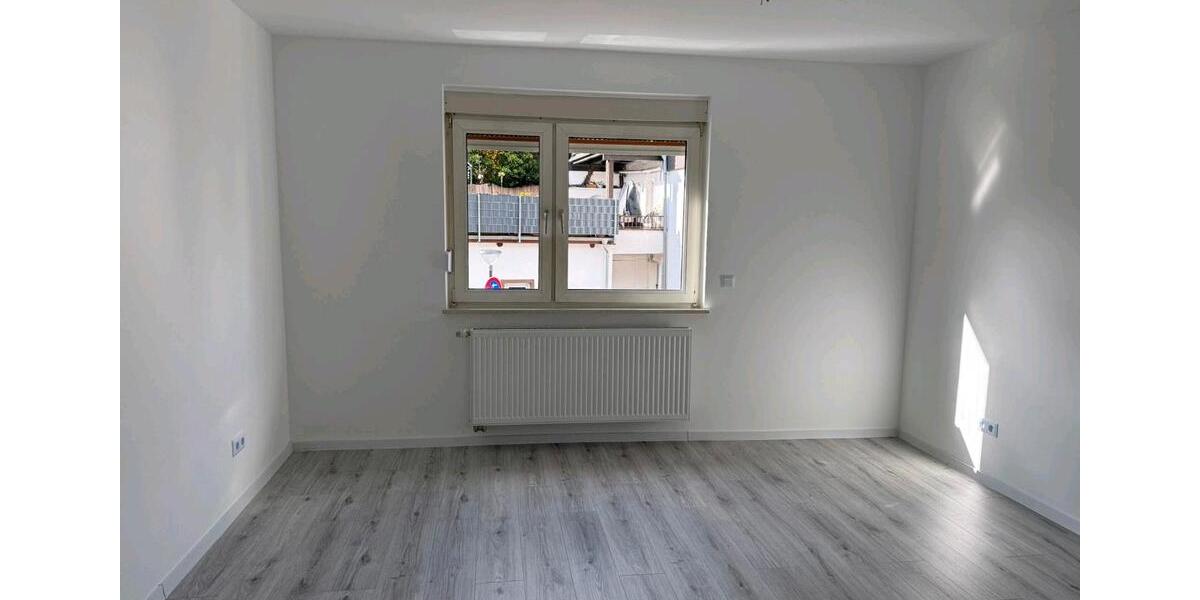 Etagenwohnung Homburg - 2 Zimmer, 70 m&sup2;, 570&euro; | Angebot:25592288