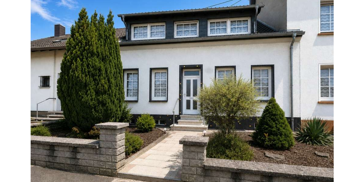 Einfamilienhaus Saarlouis - 7 Zimmer, 134 m&sup2;, 215.000&euro; | Angebot:27112633