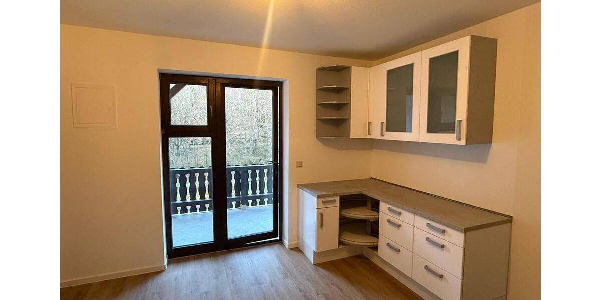 Etagenwohnung Großrosseln - 4 Zimmer, 101 m&sup2;, 980&euro; | Angebot:25757323