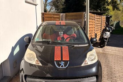 Peugeot 107 135.000 km 2.100 &euro; Schwalbach 66773