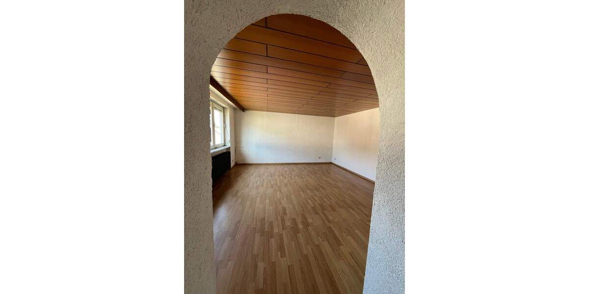 Mehrfamilienhaus, Wohnhaus Spiesen-Elversberg Elversberg - 7 Zimmer, 150 m&sup2;, 140.000&euro; | Angebot:25769640