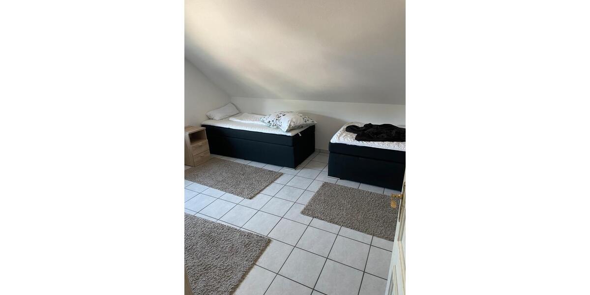 Etagenwohnung Kirkel - 4 Zimmer, 100 m&sup2;, 1.200&euro; | Angebot:26698503
