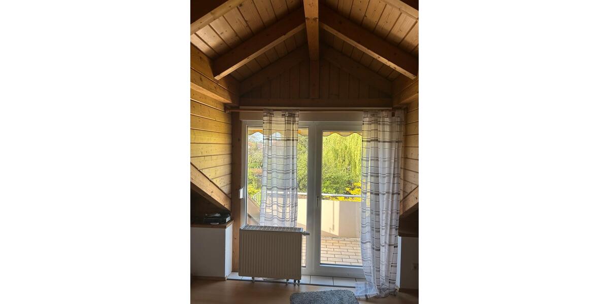 Dachgeschoßwohnung Zweibrücken - 1 Zimmer, 41 m&sup2;, 485&euro; | Angebot:25645986