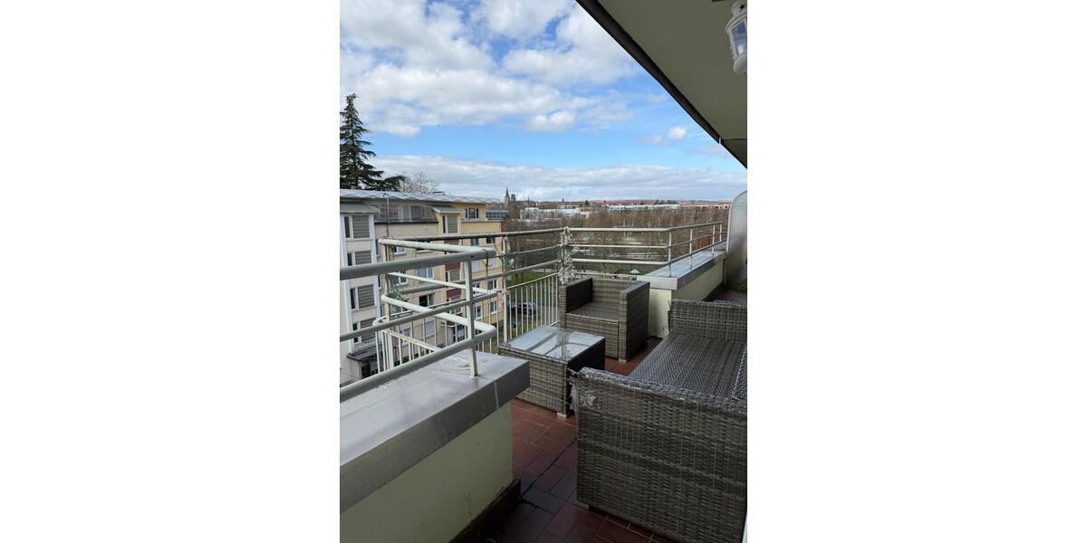 Etagenwohnung Saarbrücken Neue Bremm - 2.5 Zimmer, 64 m&sup2;, 500&euro; | Angebot:25553132