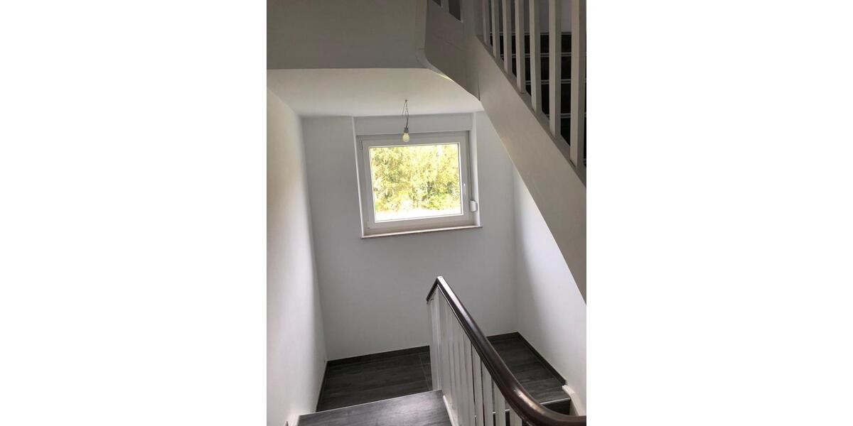 Erdgeschoßwohnung Überherrn - 5 Zimmer, 120 m&sup2;, 1.000&euro; | Angebot:25790938