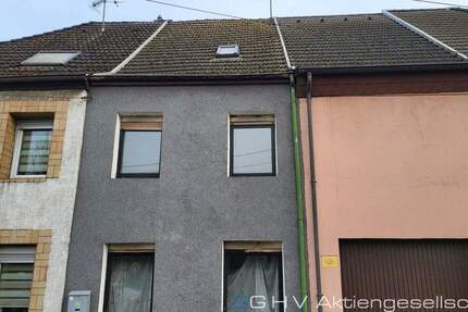 Haus Völklingen Stadtmitte - 4 Zimmer, 91 m&sup2;, 45.000&euro; | Angebot:25670561