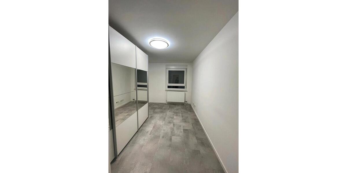 Etagenwohnung Dillingen (Saar) - 3 Zimmer, 75 m&sup2;, 800&euro; | Angebot:25280895