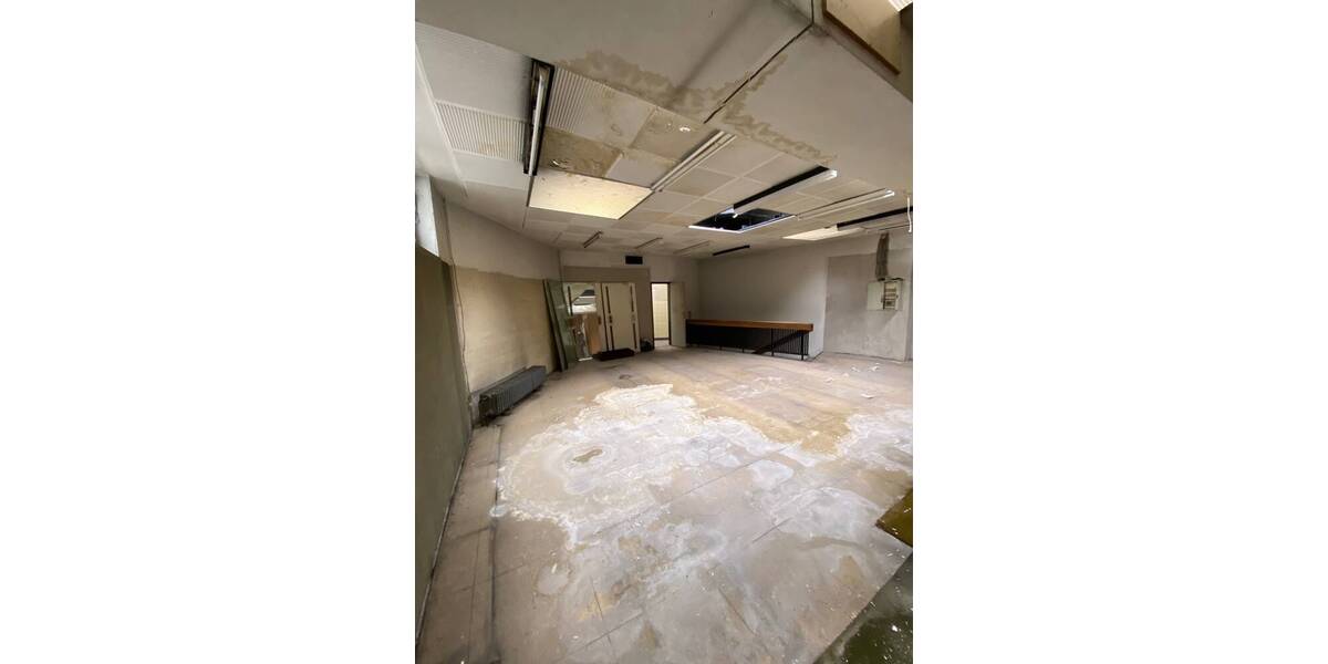 Gewerbeobjekt Saarbrücken St Johann - 2 Zimmer, 130 m&sup2;, 149.000&euro; | Angebot:25801333