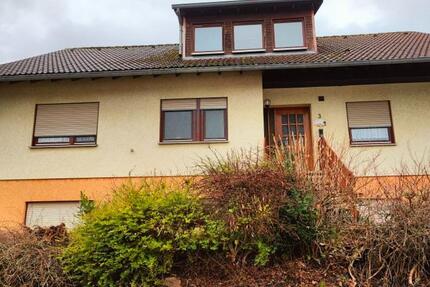 Haus Zweibrücken - 11 Zimmer, 300 m&sup2;, 340.000&euro; | Angebot:25156426