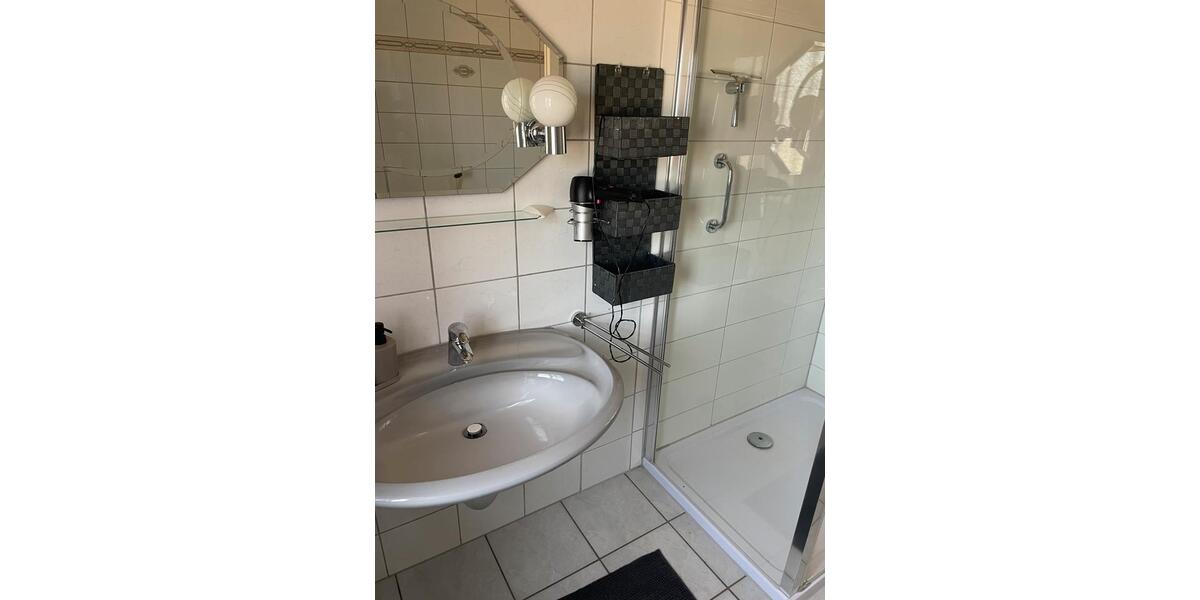 Etagenwohnung Kirkel - 4 Zimmer, 100 m&sup2;, 1.200&euro; | Angebot:26698503