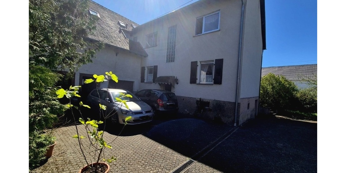 Raum für Ideen: Bauernhaus mit Mehrwert: Haupthaus und 4 vermietete Wohneinheiten - Mehrfamilienhaus, Wohnhaus Blieskastel-Böckweiler Böckweiler | Angebot:24411404