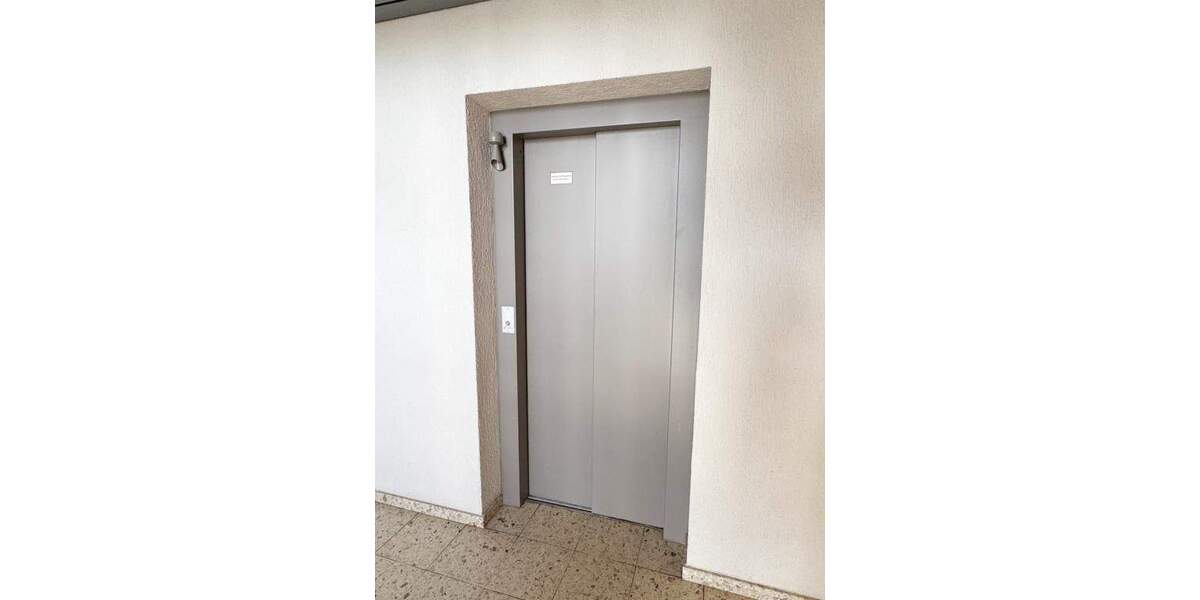 Etagenwohnung Riegelsberg - 3 Zimmer, 81 m&sup2;, 153.000&euro; | Angebot:25668588