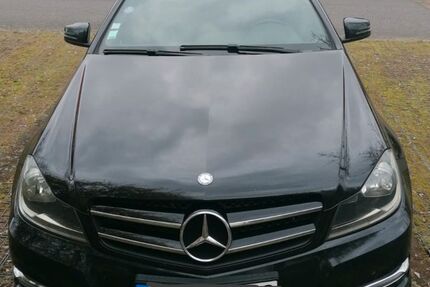 Mercedes-Benz C 180 185.000 km 8.900 &euro; Saarbrücken 66129