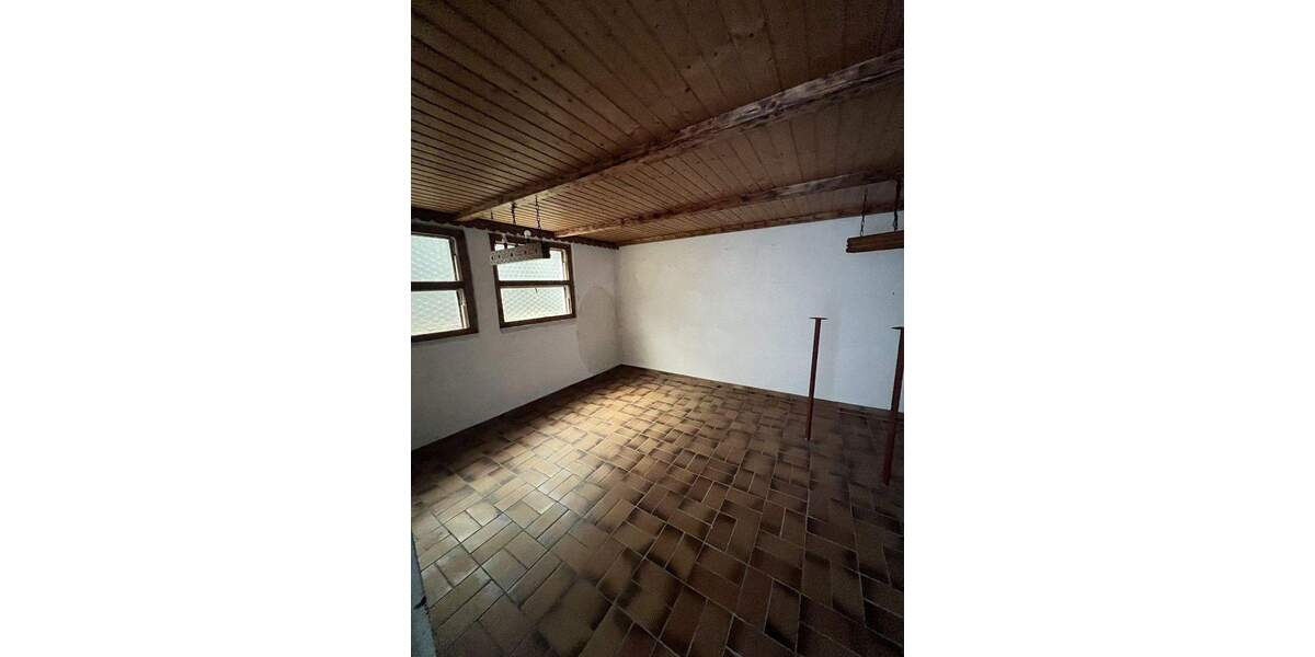 Reihenmittelhaus Saarbrücken Eschberg - 4 Zimmer, 100 m&sup2;, 329.000&euro; | Angebot:25780286