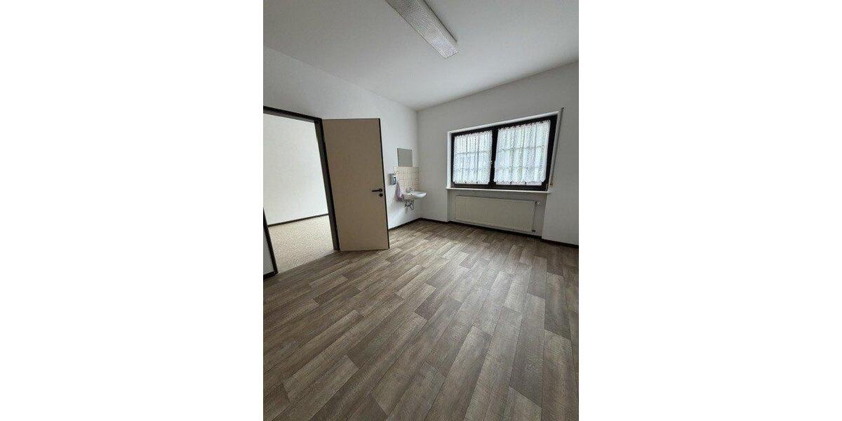 Gewerbeobjekt Eppelborn - 750&euro; | Angebot:26447482