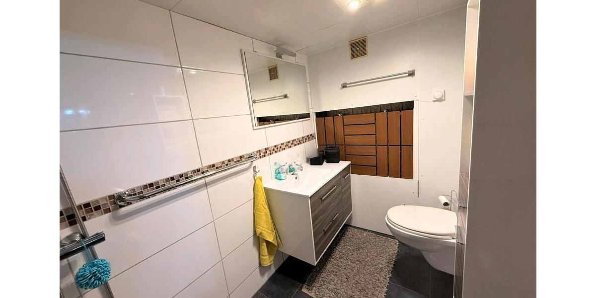 Einfamilienhaus Heusweiler - 8 Zimmer, 200 m&sup2;, 300.000&euro; | Angebot:26676080