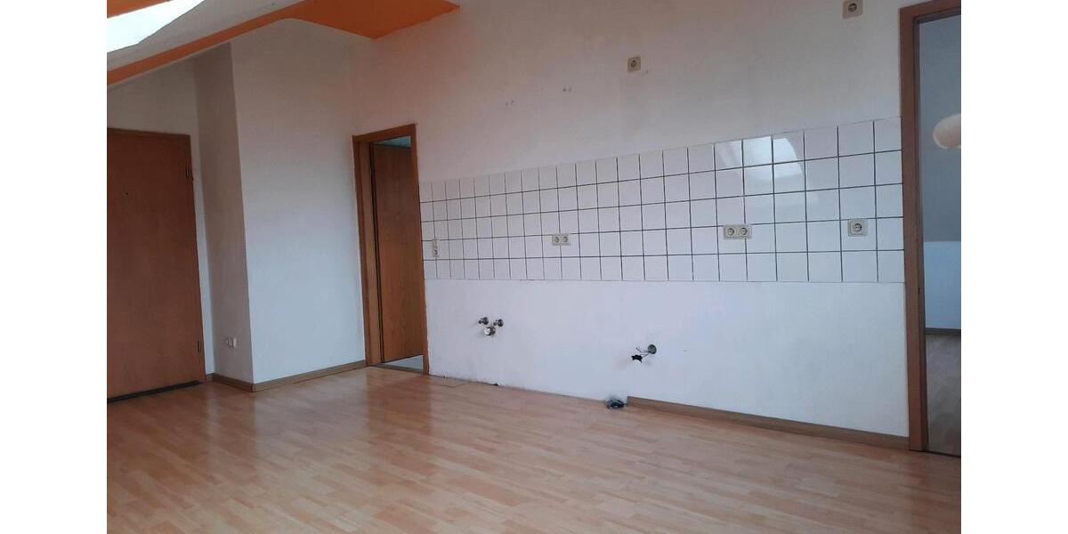 Dachgeschoßwohnung Saarlouis - 1 Zimmer, 33 m&sup2;, 85.000&euro; | Angebot:25655764