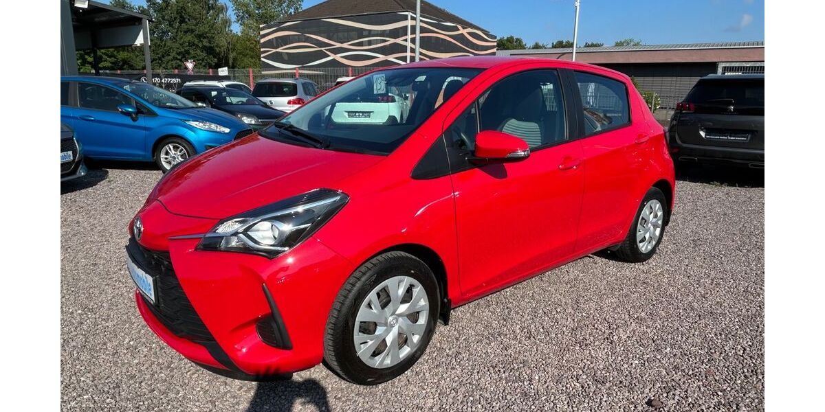 Toyota Yaris 25.821 km 9.999 &euro; Saarlouis 66740