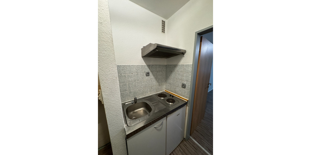 Etagenwohnung Saarbrücken Neue Bremm - 1 Zimmer, 35 m&sup2;, 410&euro; | Angebot:25883542