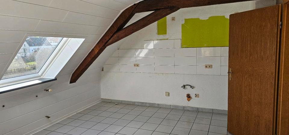 Dachgeschoßwohnung Sankt Wendel - 2 Zimmer, 100 m&sup2;, 700&euro; | Angebot:25922342