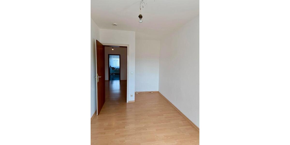Etagenwohnung Saarbrücken Kieselhumes - 3.5 Zimmer, 86 m&sup2;, 1.080&euro; | Angebot:25568385