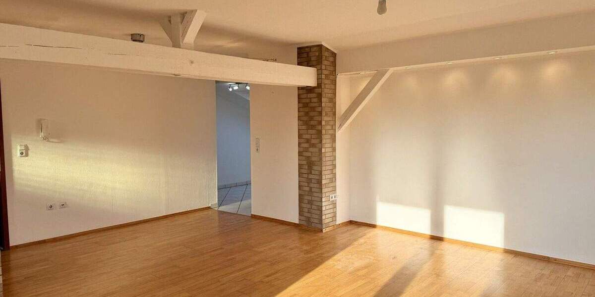 Etagenwohnung Wallerfangen / Düren Düren - 3 Zimmer, 94 m&sup2;, 139.000&euro; | Angebot:25668692