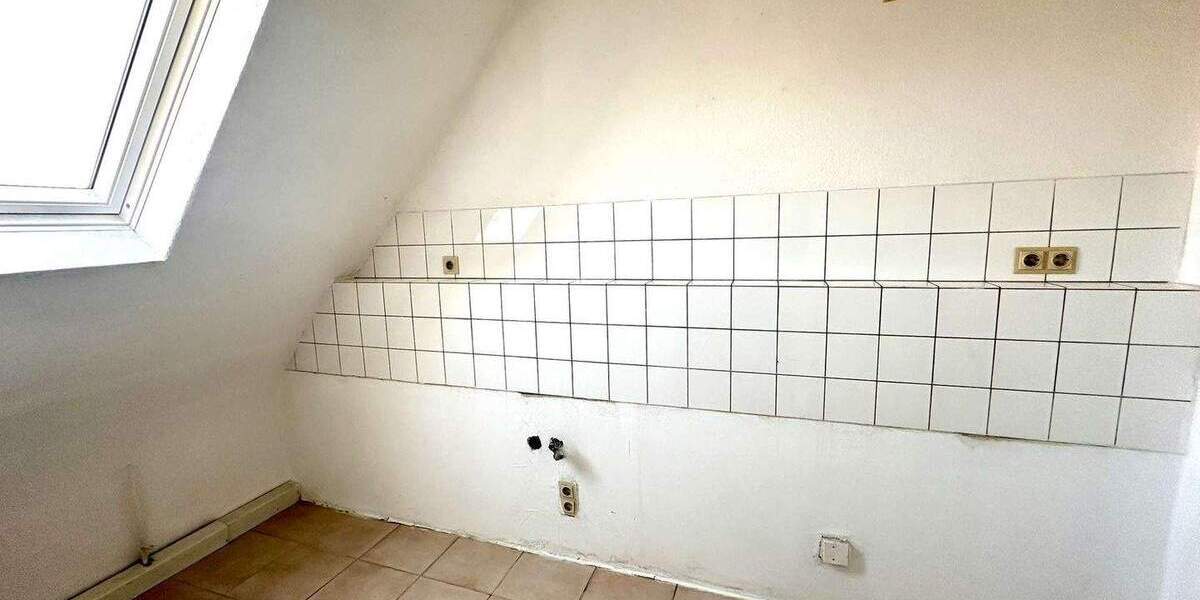 Etagenwohnung Zweibrücken - 6 Zimmer, 98 m&sup2;, 139.000&euro; | Angebot:25771920