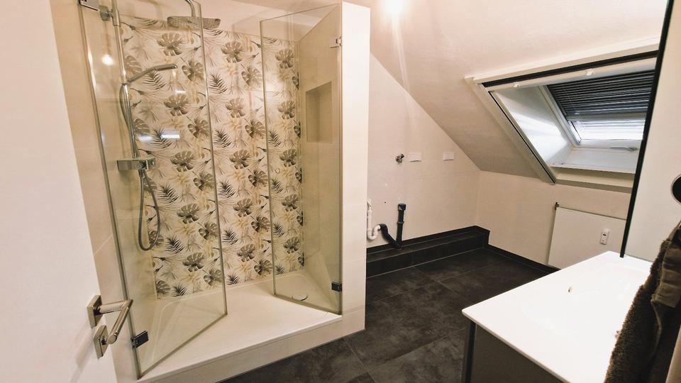 Dachgeschoßwohnung Sulzbach (Saar) - 4 Zimmer, 78 m&sup2;, 550&euro; | Angebot:25908093