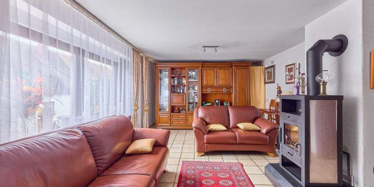 Einfamilienhaus Zweibrücken Rimschweiler - 7 Zimmer, 153 m&sup2;, 445.000&euro; | Angebot:25691369