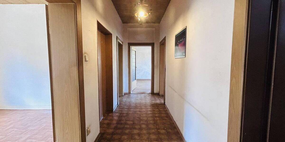 Etagenwohnung Saarbrücken Güdingen - 3 Zimmer, 81 m&sup2;, 85.000&euro; | Angebot:26697996